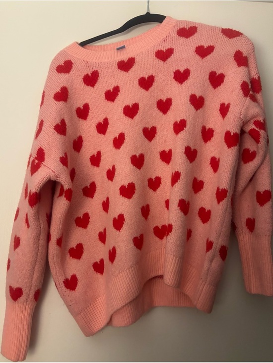 Sweaters - Pink Heart Pattern Crewneck Sweater